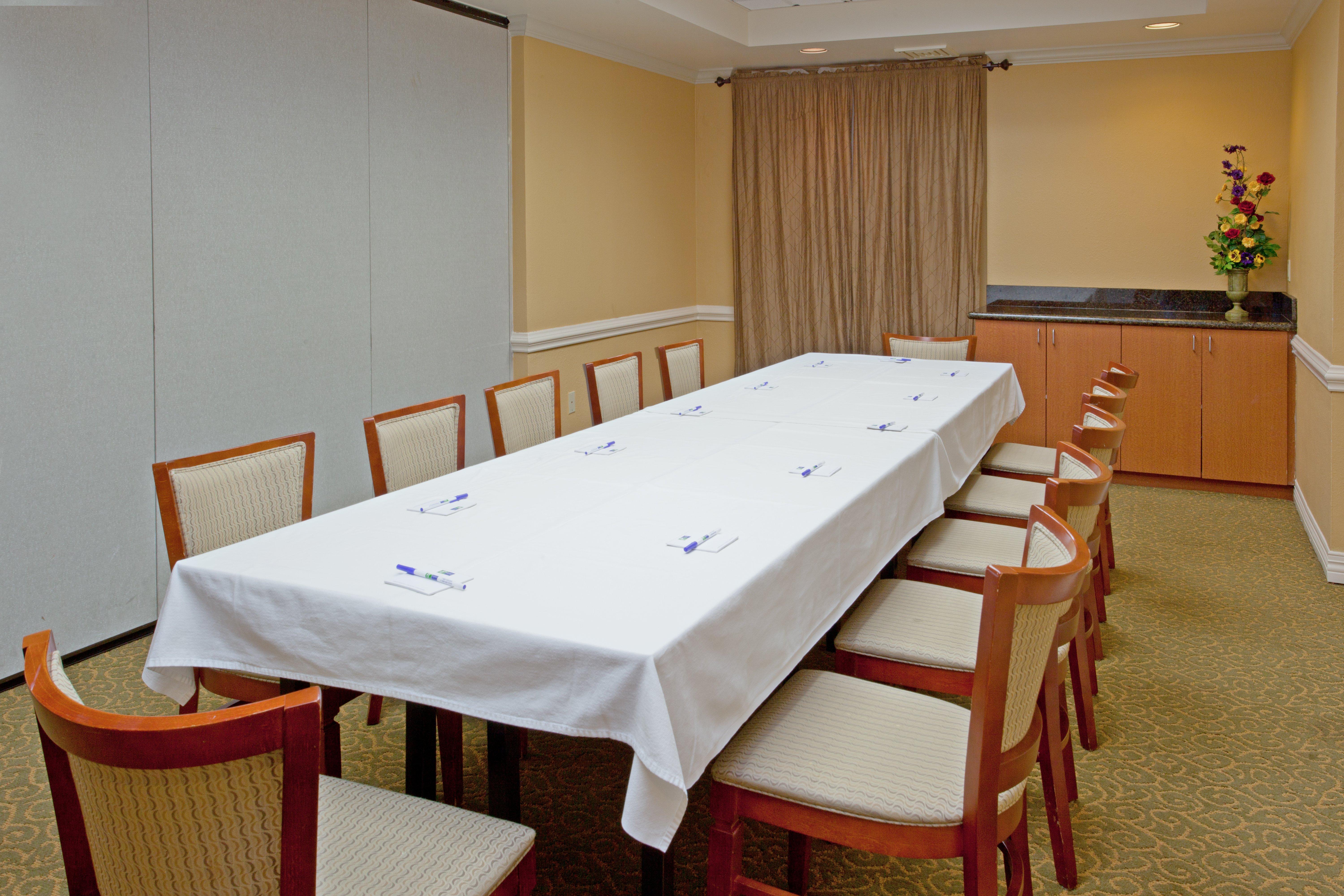 Best Western Plus Sugar Land-Stafford Екстериор снимка